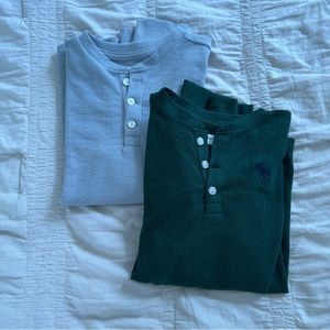 Set of 2 Henley thermal long sleeve shirts